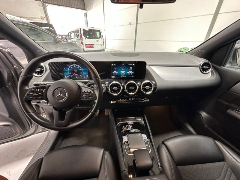 MERCEDES-BENZ B200 8G-DTC