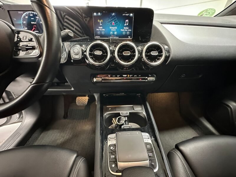 MERCEDES-BENZ B200 8G-DTC