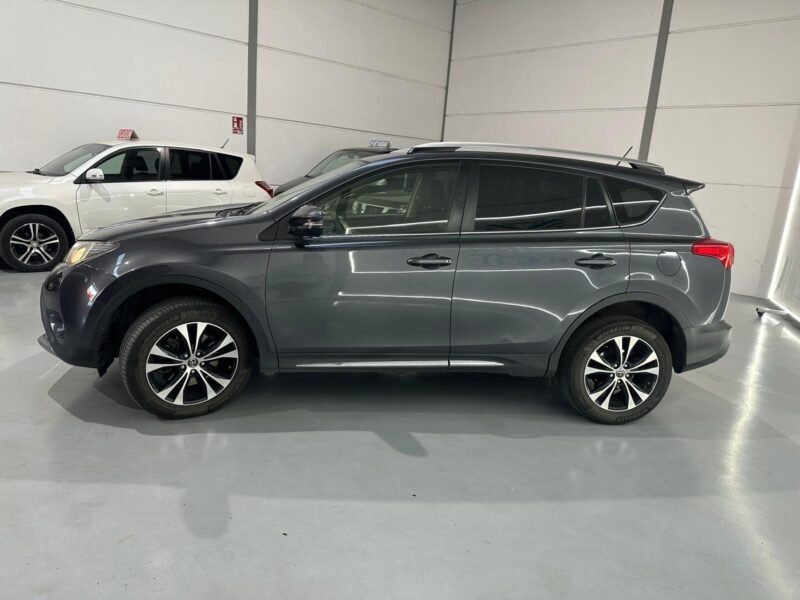 TOYOTA RAV 4 150D AWD Advance