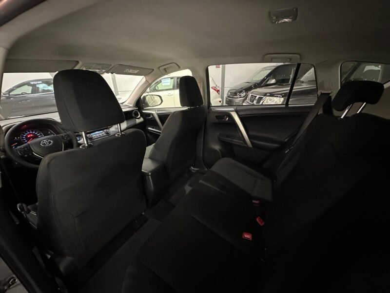 TOYOTA RAV 4 150D AWD Advance