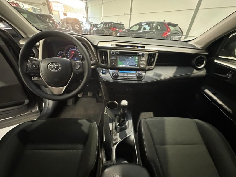 TOYOTA RAV 4 150D AWD Advance