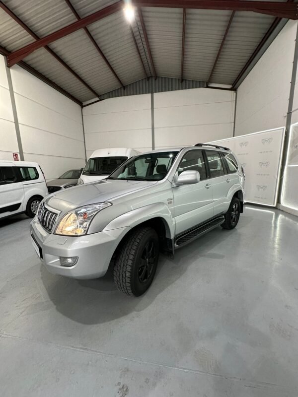 TOYOTA LAND CRUISER 3.0 D4D GX