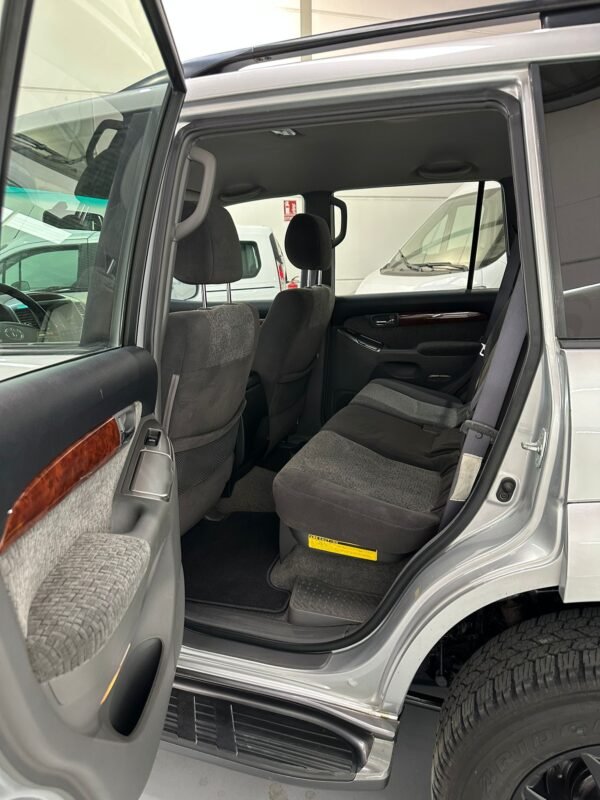 TOYOTA LAND CRUISER 3.0 D4D GX