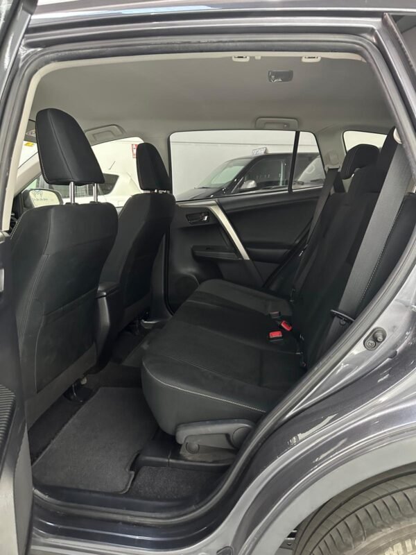 TOYOTA RAV 4 150D AWD Advance