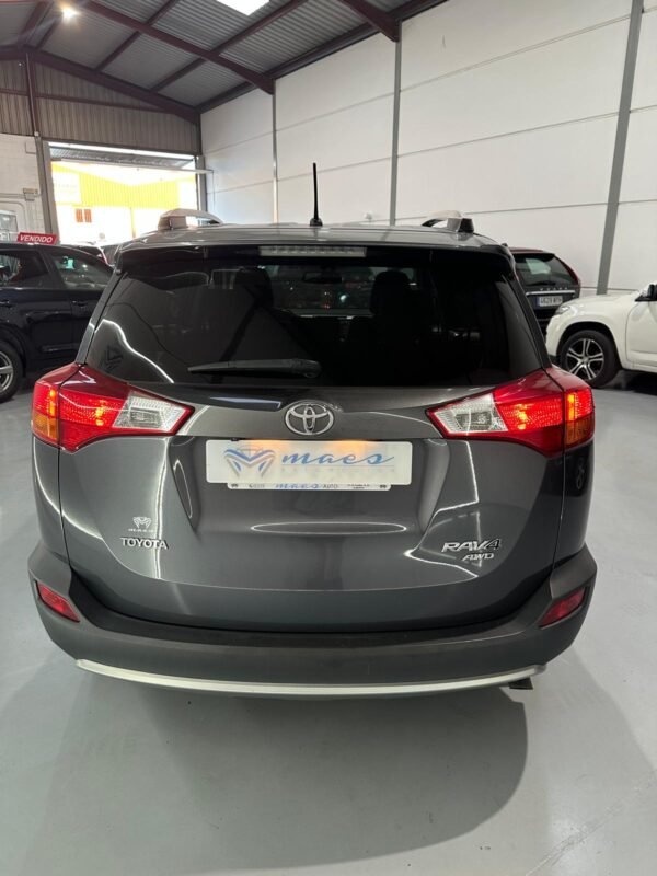 TOYOTA RAV 4 150D AWD Advance
