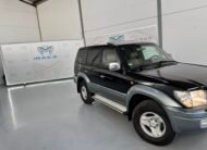 TOYOTA LAND CRUISER 3.0 D4D GX