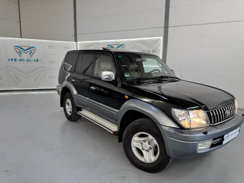 TOYOTA LAND CRUISER 3.0 D4D GX