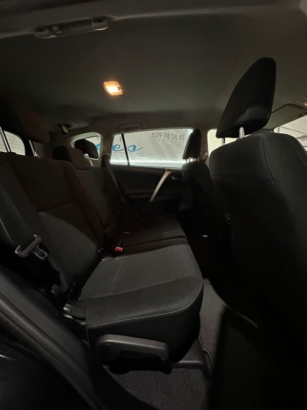 TOYOTA RAV 4 150D AWD Advance