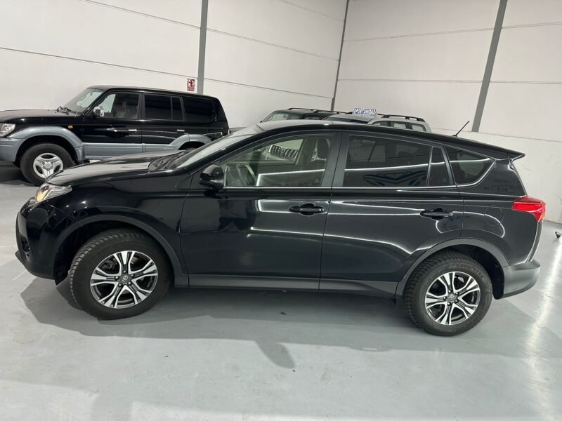 TOYOTA RAV 4 150D AWD Advance
