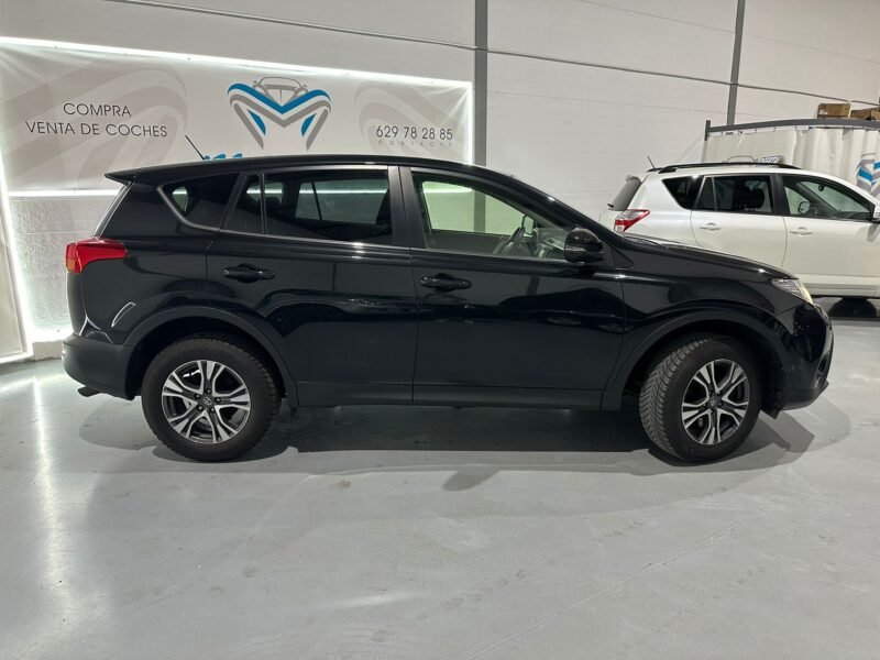 TOYOTA RAV 4 150D AWD Advance
