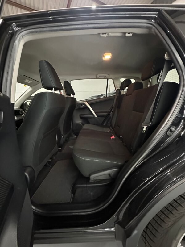 TOYOTA RAV 4 150D AWD Advance