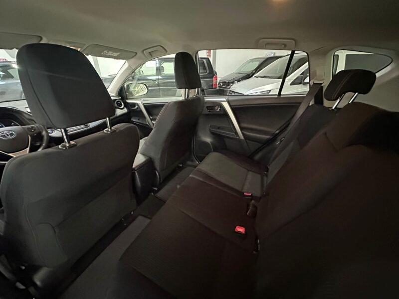 TOYOTA RAV 4 150D AWD Advance