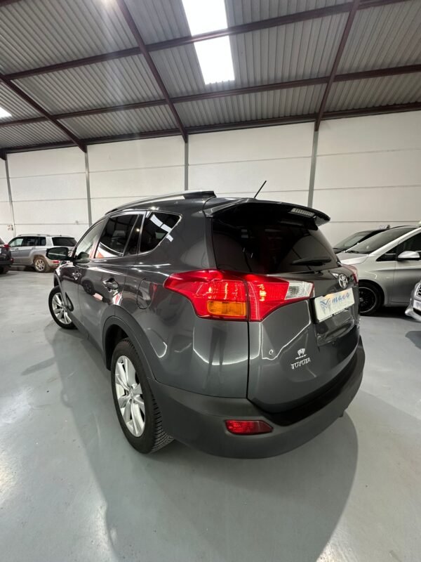 TOYOTA RAV 4 150D AWD Advance