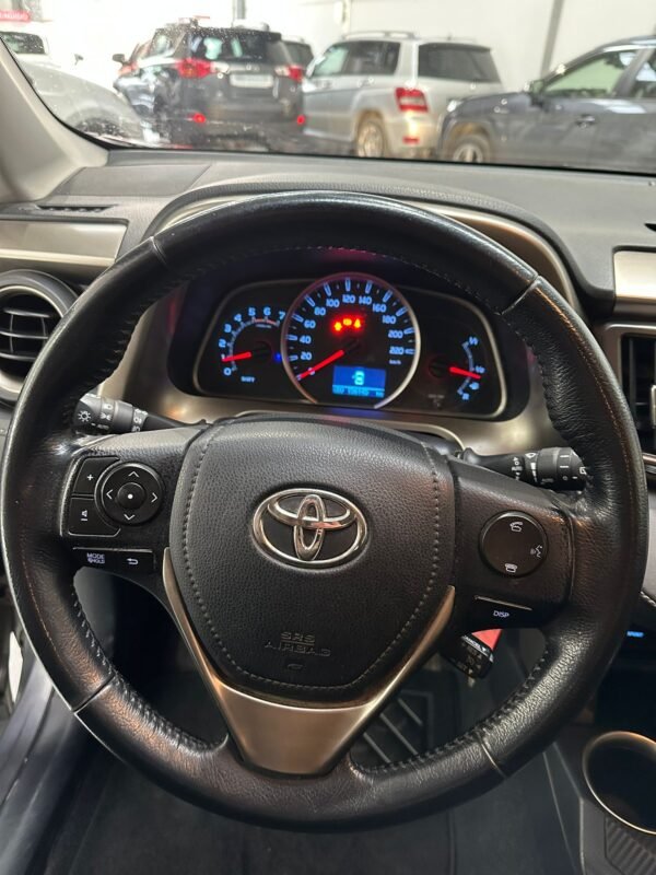 TOYOTA RAV 4 150D AWD Advance
