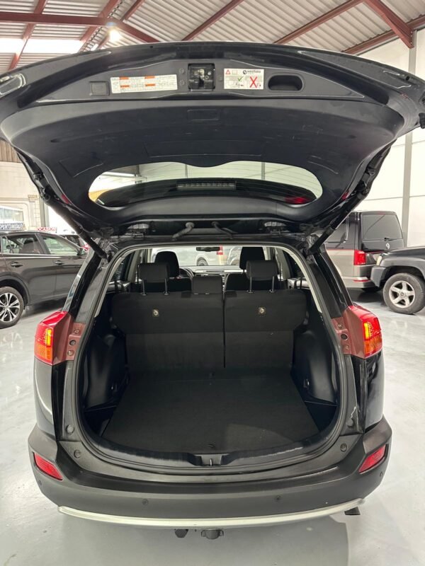 TOYOTA RAV 4 150D AWD Advance