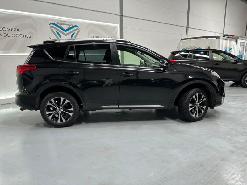 TOYOTA RAV 4 150D AWD Advance