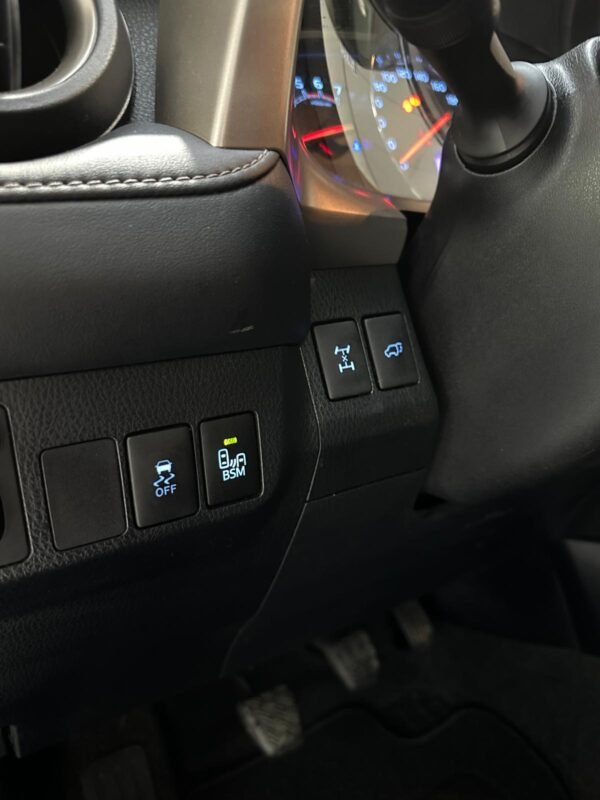 TOYOTA RAV 4 150D AWD Advance