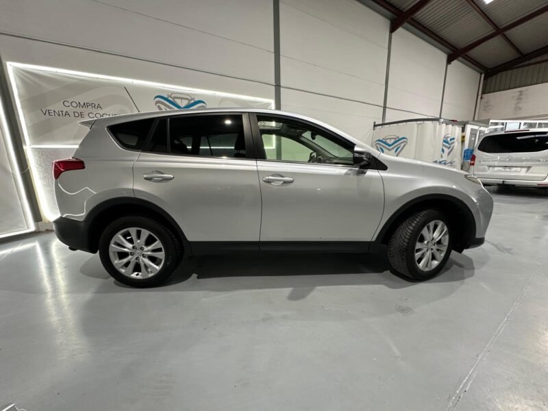TOYOTA RAV 4 150D AWD Advance