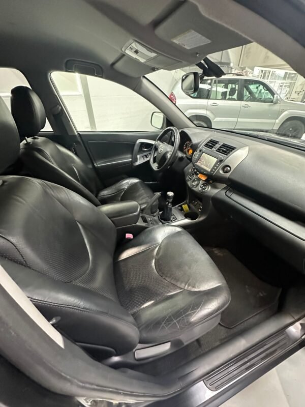 TOYOTA RAV 4 150D AWD Advance