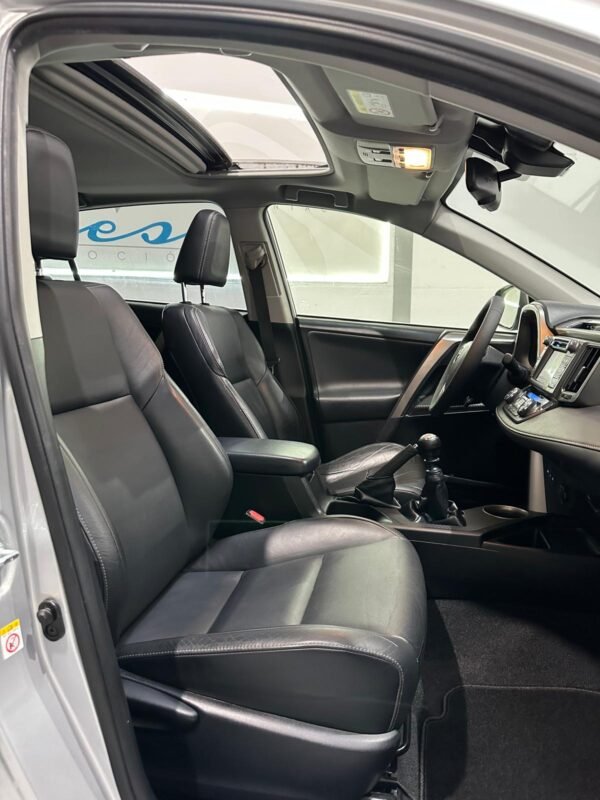 TOYOTA RAV 4 150D AWD Advance