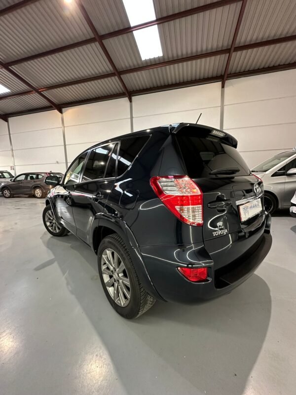 TOYOTA RAV 4 150D AWD Advance