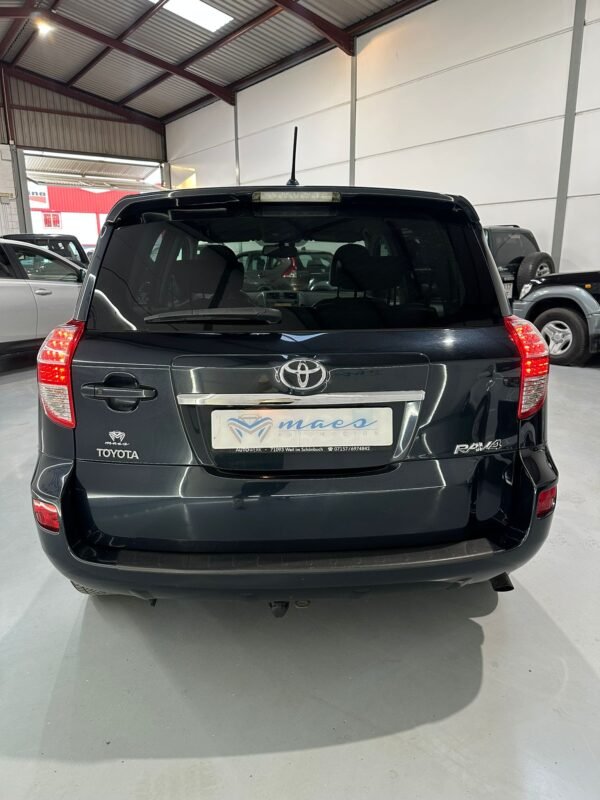 TOYOTA RAV 4 150D AWD Advance