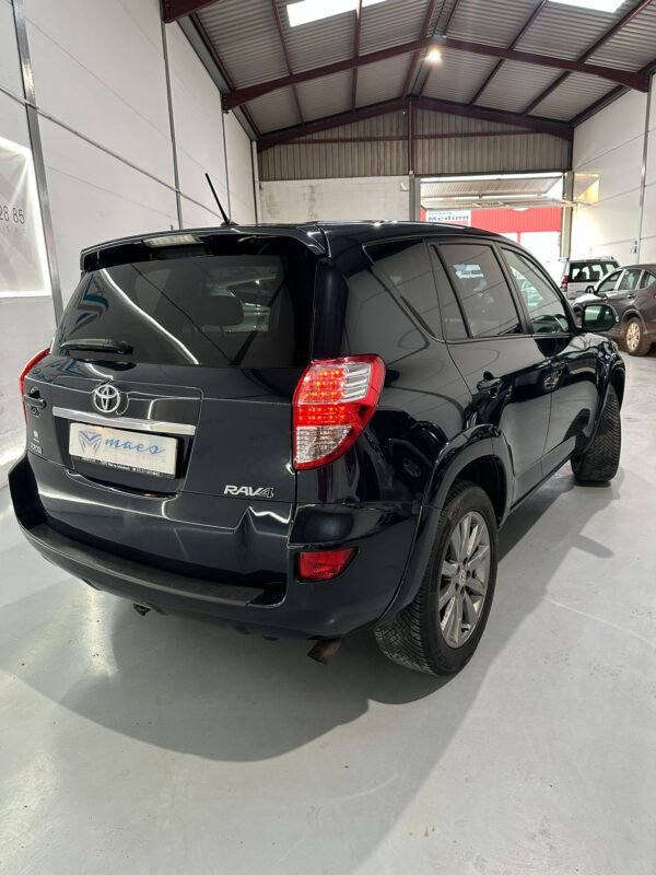TOYOTA RAV 4 150D AWD Advance