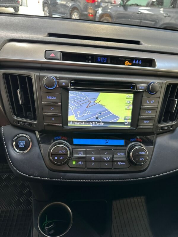 TOYOTA RAV 4 150D AWD Advance