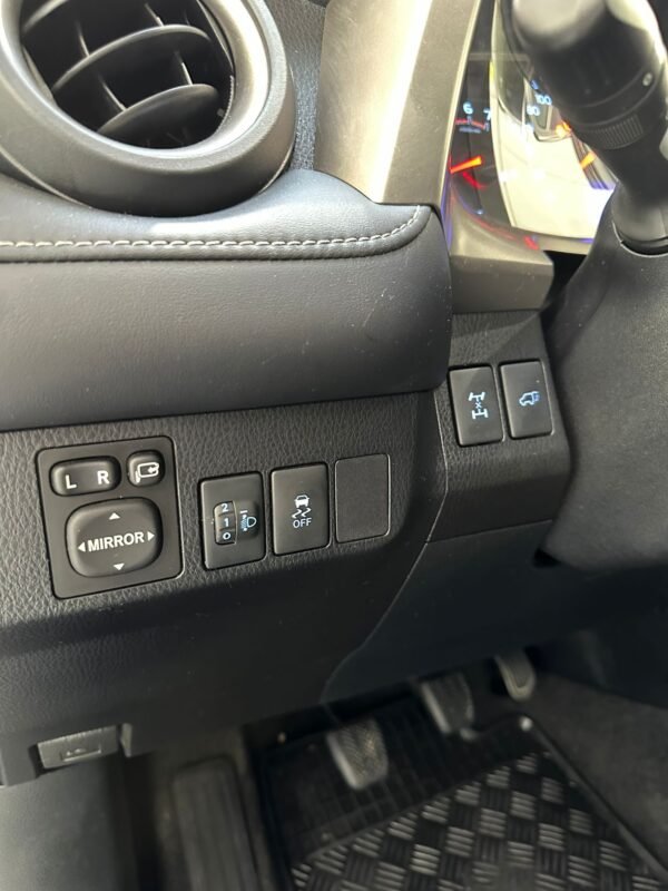 TOYOTA RAV 4 150D AWD Advance