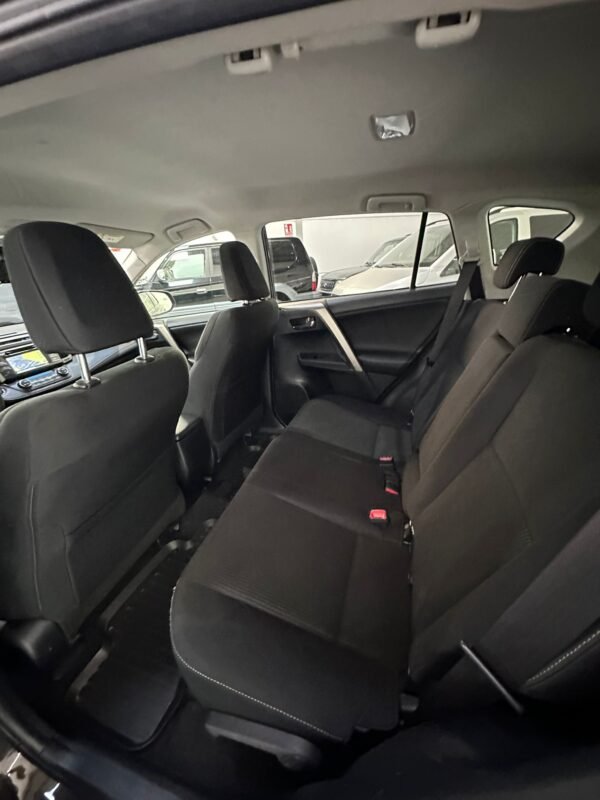 TOYOTA RAV 4 150D AWD Advance