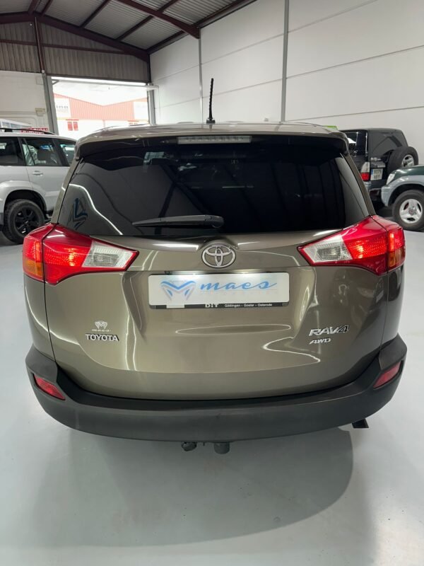 TOYOTA RAV 4 150D AWD Advance