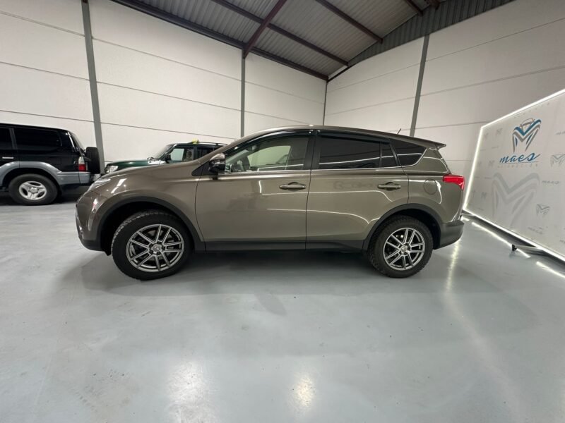 TOYOTA RAV 4 150D AWD Advance