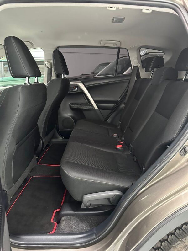 TOYOTA RAV 4 150D AWD Advance