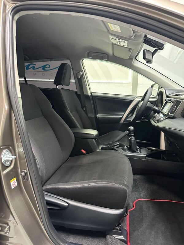TOYOTA RAV 4 150D AWD Advance