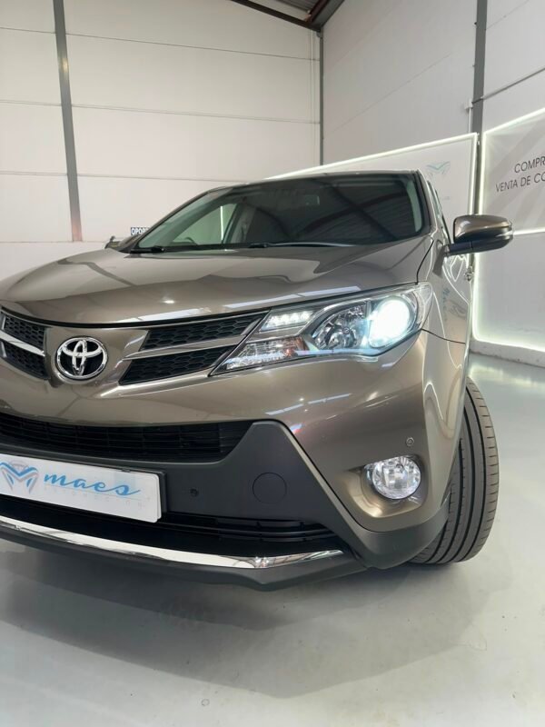 TOYOTA RAV 4 150D AWD Advance