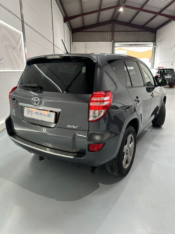 TOYOTA RAV 4 150D AWD Advance