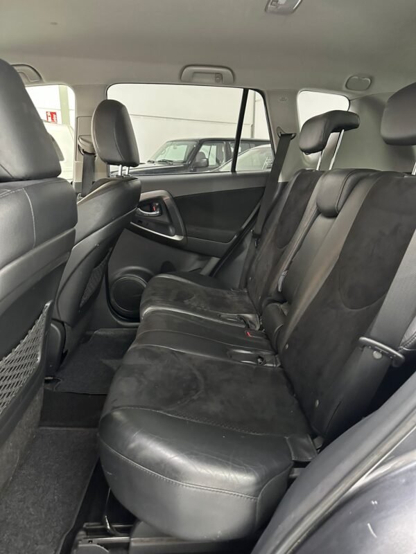 TOYOTA RAV 4 150D AWD Advance