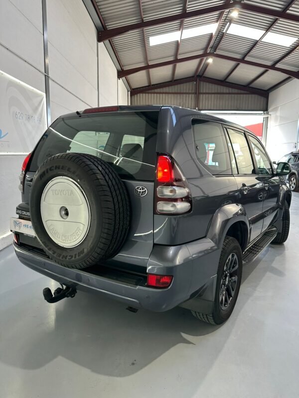TOYOTA LAND CRUISER 3.0 D4D VX