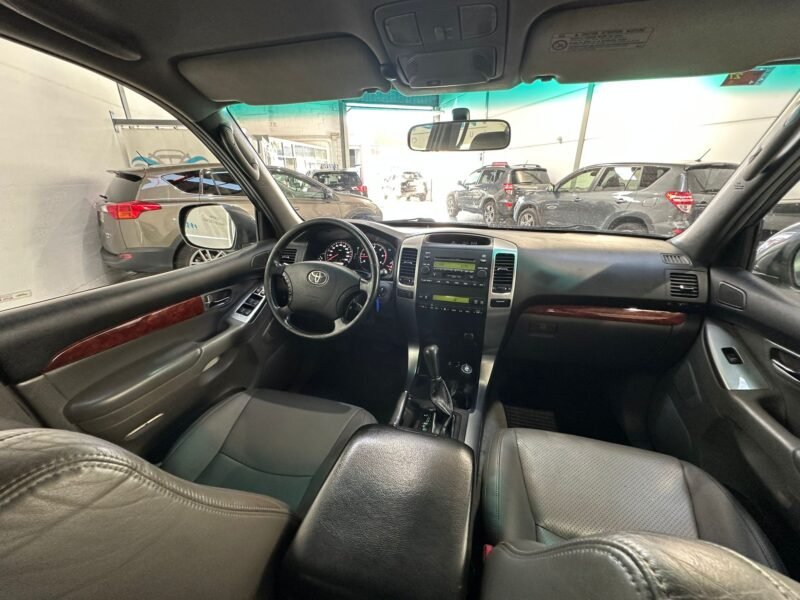 TOYOTA LAND CRUISER 3.0 D4D VX