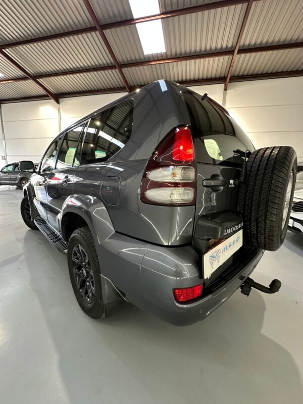 TOYOTA LAND CRUISER 3.0 D4D VX