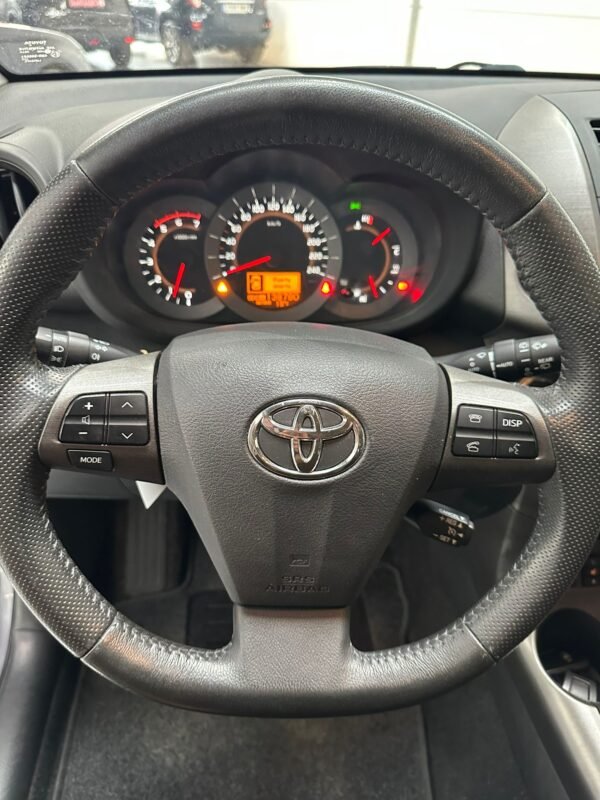 TOYOTA RAV 4 150D AWD Advance