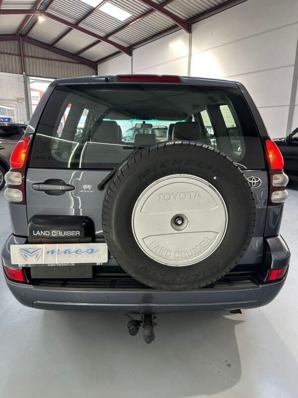 TOYOTA LAND CRUISER 3.0 D4D VX