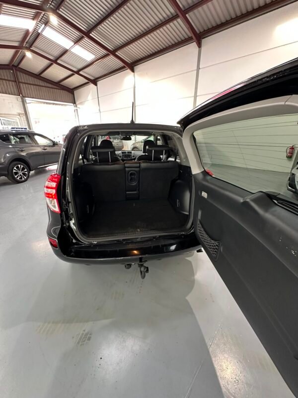 TOYOTA RAV 4 150D AWD Advance