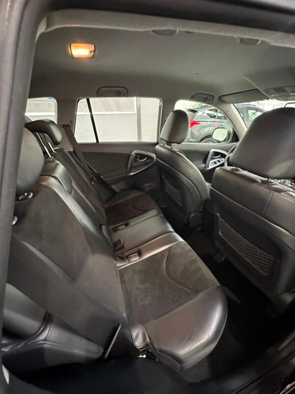 TOYOTA RAV 4 150D AWD Advance