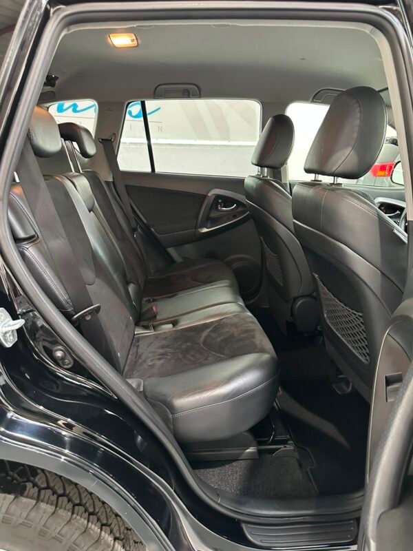 TOYOTA RAV 4 150D AWD Advance