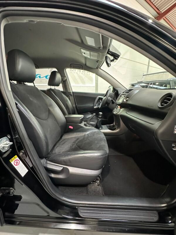 TOYOTA RAV 4 150D AWD Advance