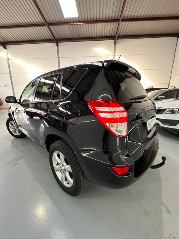 TOYOTA RAV 4 150D AWD Advance