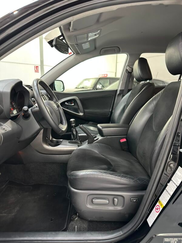 TOYOTA RAV 4 150D AWD Advance