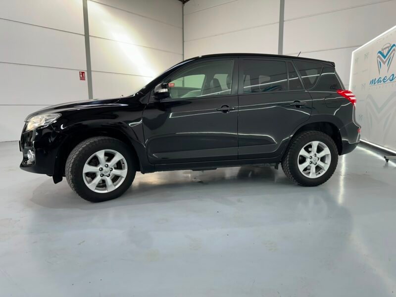 TOYOTA RAV 4 150D AWD Advance