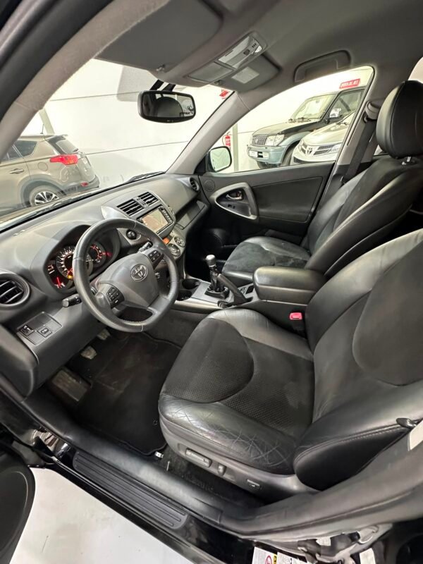 TOYOTA RAV 4 150D AWD Advance